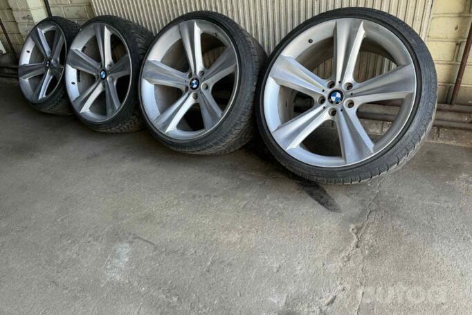 Bmw, valuveljed
