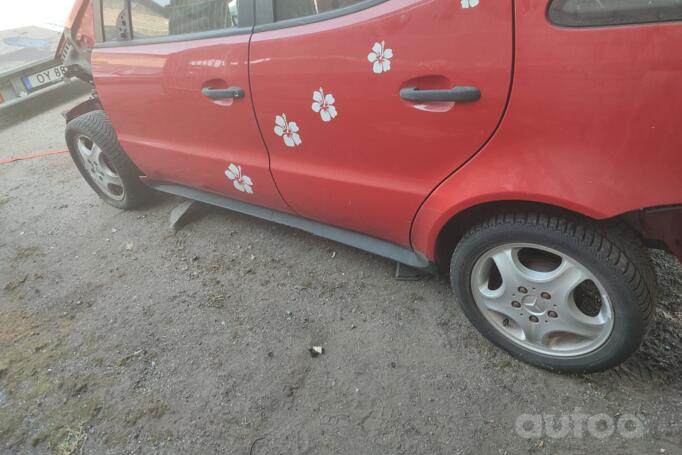 Mercedes, valuveljed