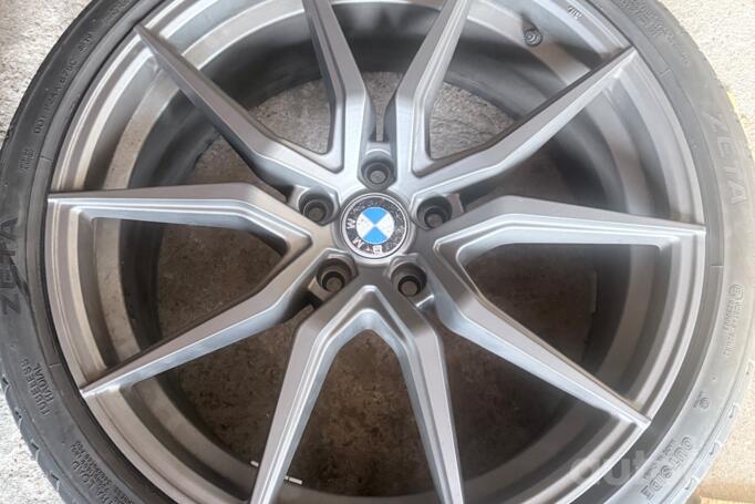 BMW, valuveljed