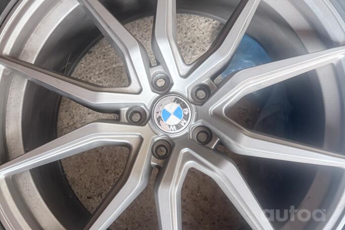 BMW, valuveljed