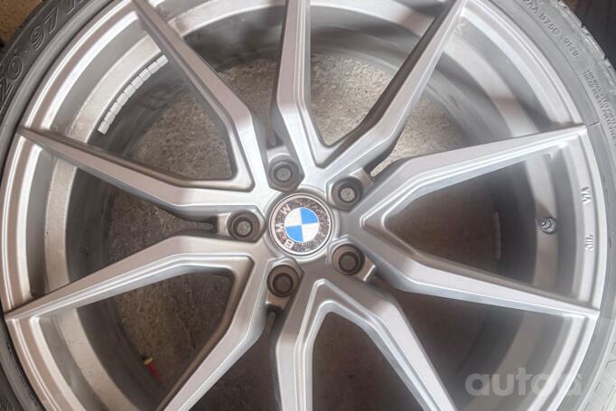 BMW, valuveljed