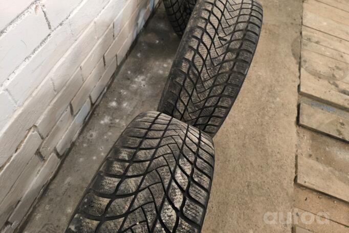 BBS, valuveljed