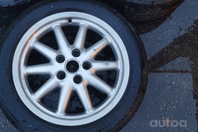 Audi, valuveljed