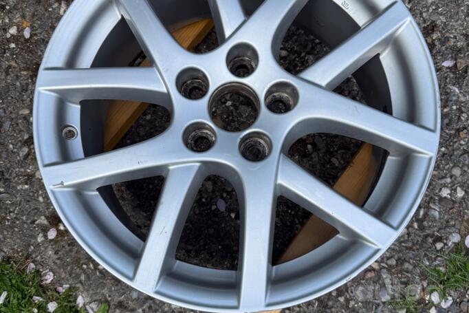 Toyota, valuveljed