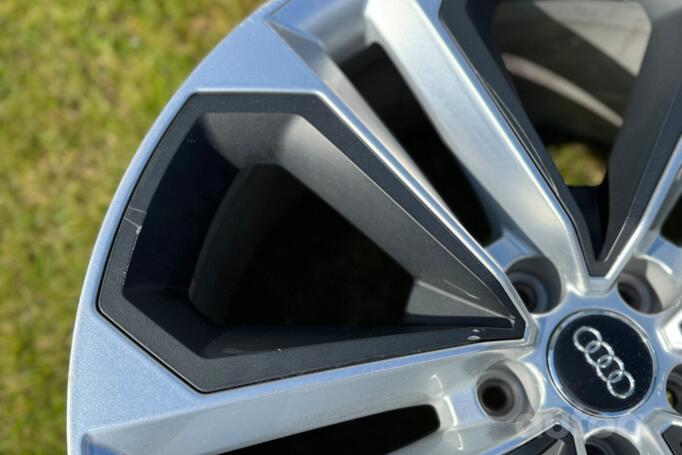 Audi, valuveljed