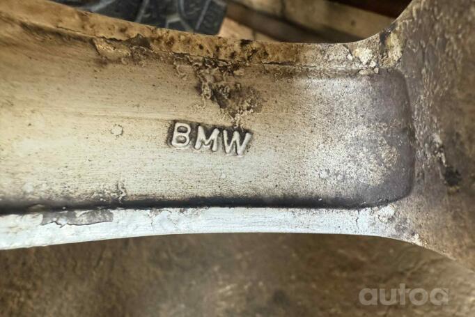 Bmw, valuveljed