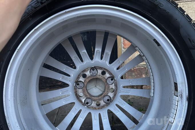 Mercedes benz, valuveljed
