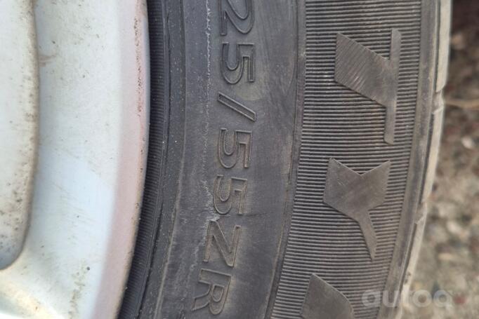 Audi, valuveljed