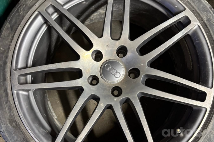 Audi S-line, valuveljed