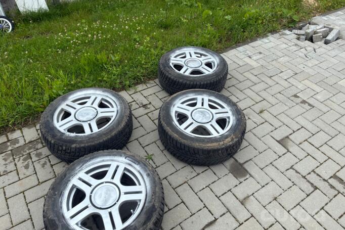 Audi, valuveljed