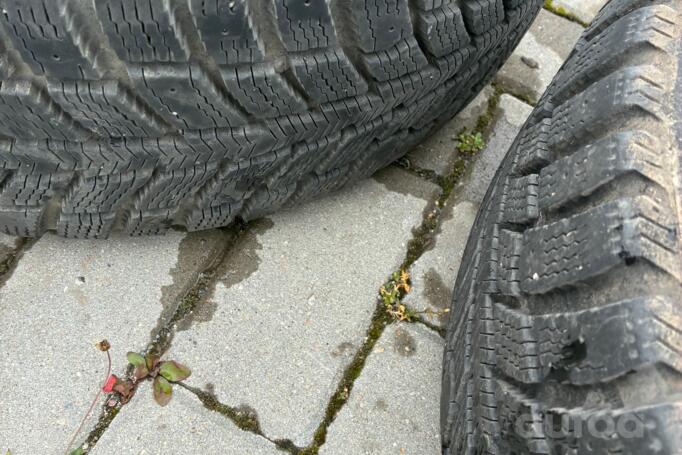 Audi, valuveljed