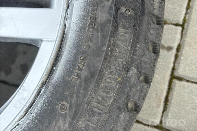 Audi, valuveljed