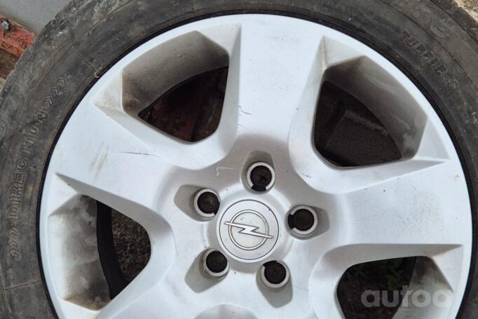 Opel, terasest stantsitud