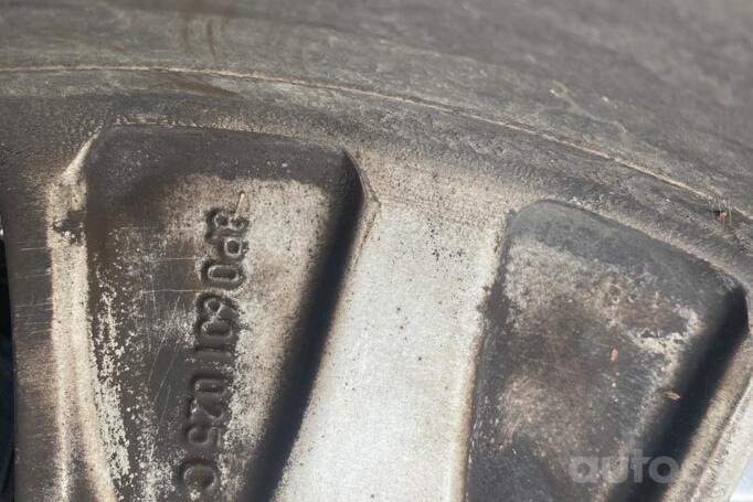 Audi orginalus ratlankiai, valuveljed