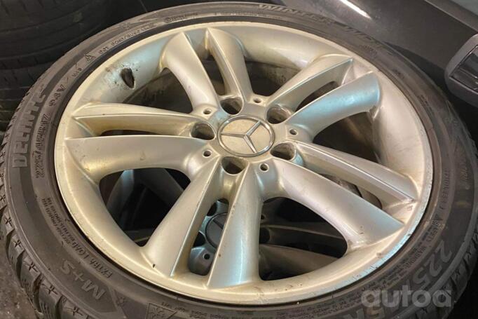 Mercedes benz, valuveljed