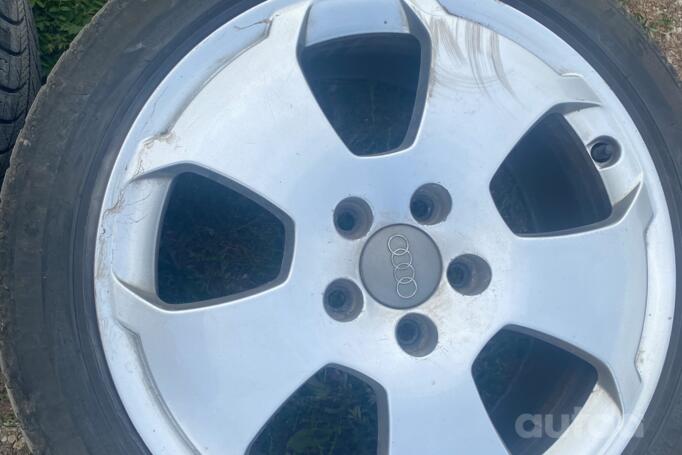 Audi orginalus ratlankiai, valuveljed