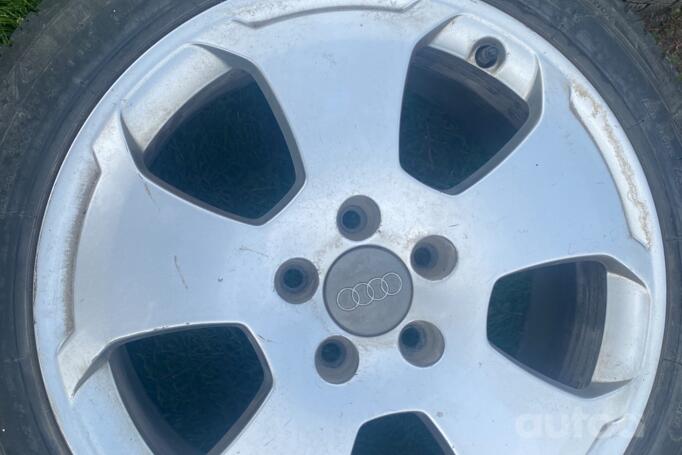 Audi orginalus ratlankiai, valuveljed