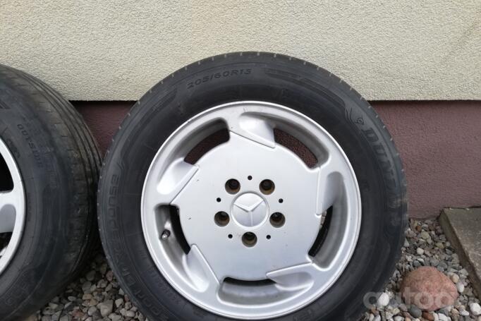 Mercedes Benz, valuveljed