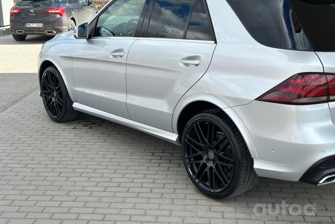 Brabus, valuveljed