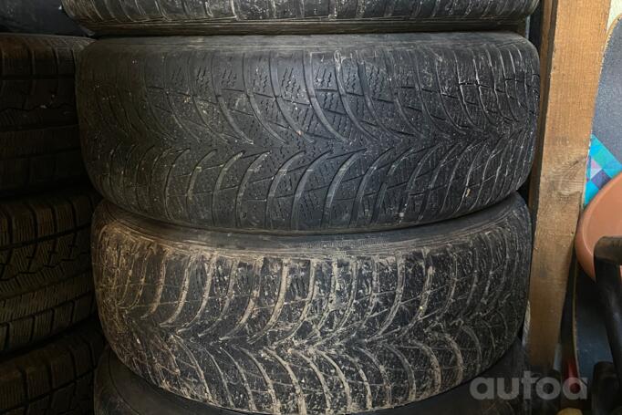 Muu, terasest stantsitud