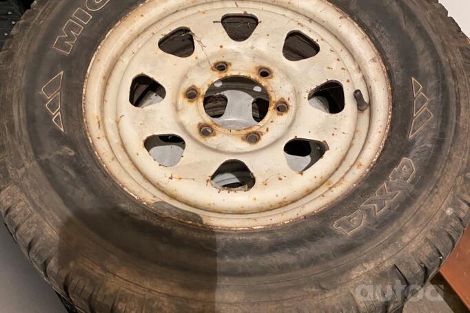 Muu, terasest stantsitud