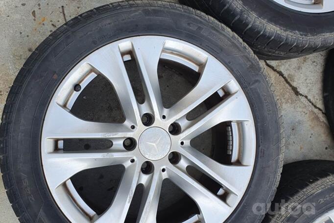 Mercedes, valuveljed