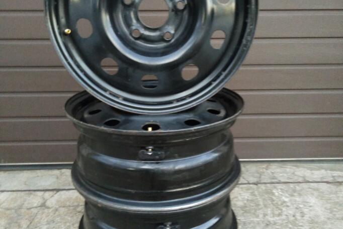 Chrysler,Dodge,Lancia,VW routan nuo 2008 metų, terasest stantsitud