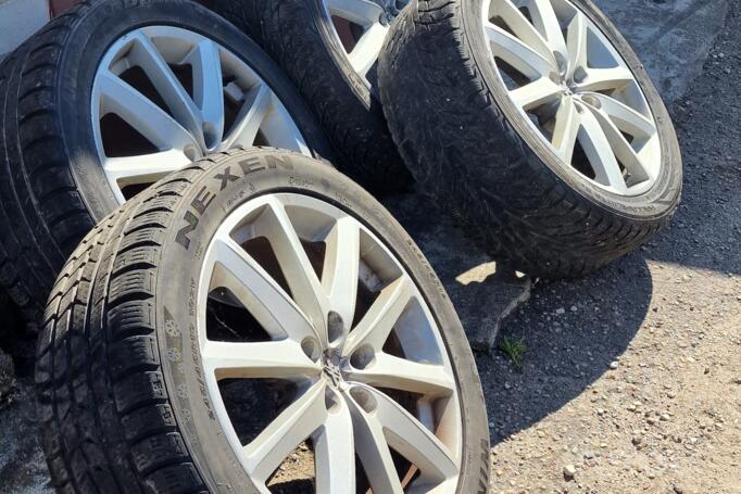 Fondmetal, valuveljed