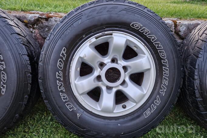 Nissan Patrol, valuveljed