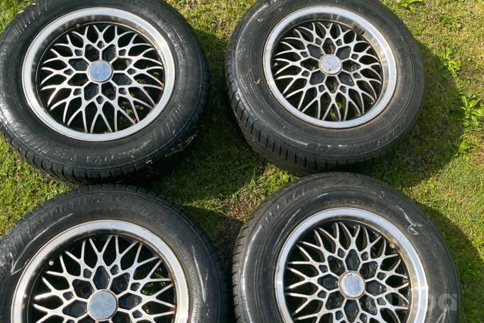 Nezinoma, valuveljed