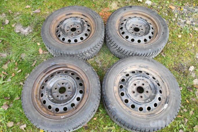 Orginalūs, terasest stantsitud