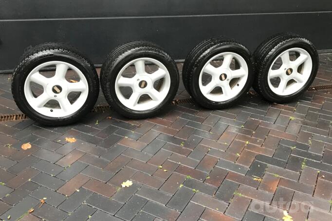 Angliški, valuveljed