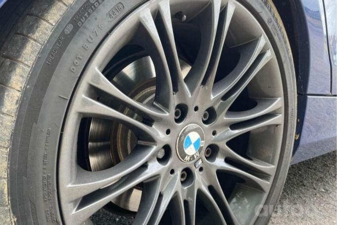BMW Style 135, valuveljed