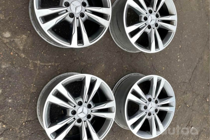 Mercedes, valuveljed