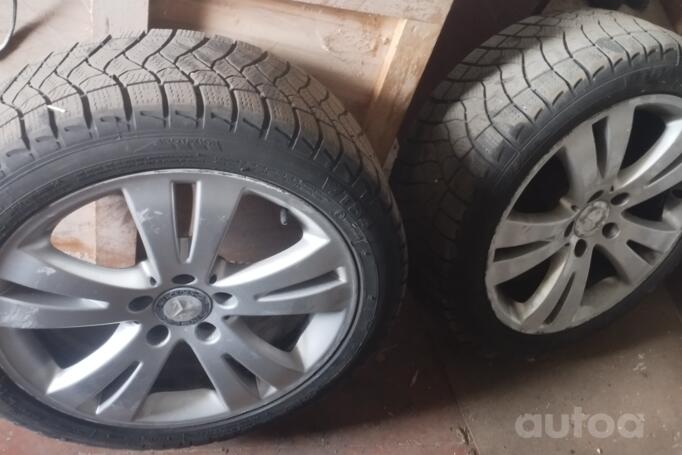 Mercedes, valuveljed