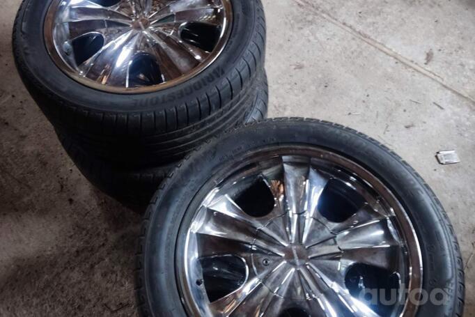 Nežinomas, valuveljed