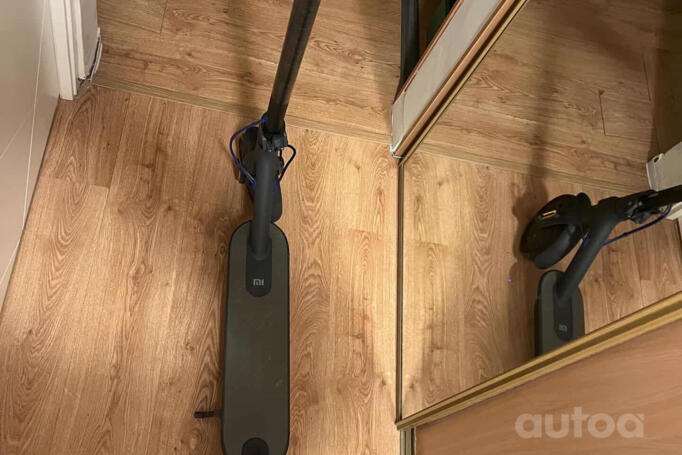 Xiomi Mi Electric Scooter 3