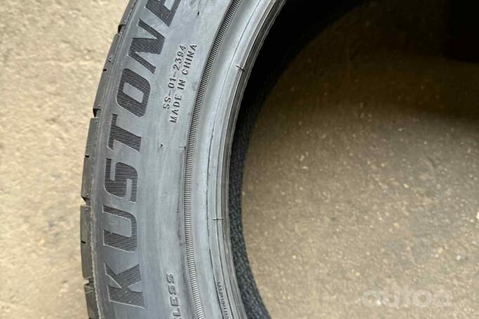 Kustone
