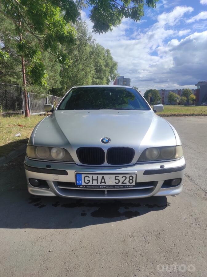 BMW 5 Series E39 Sedan 4-doors