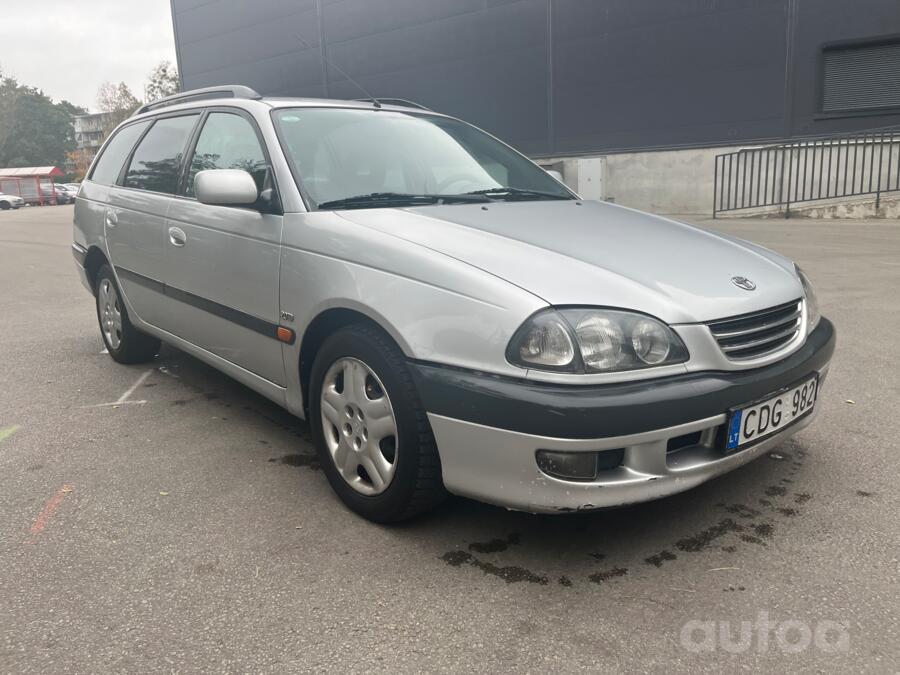 Toyota Avensis 1 generation wagon