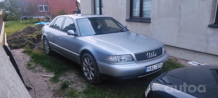 Audi A8 D2/4D Sedan 4-doors