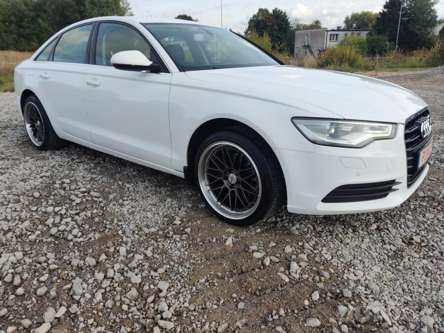 Audi A6 4G/C7 Sedan