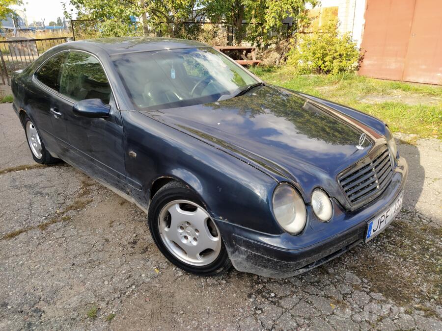 Mercedes-Benz CLK-Class C208 Coupe