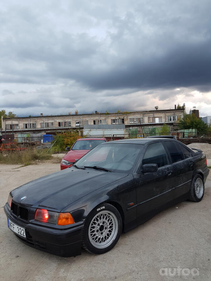 BMW 3 Series E36 Sedan