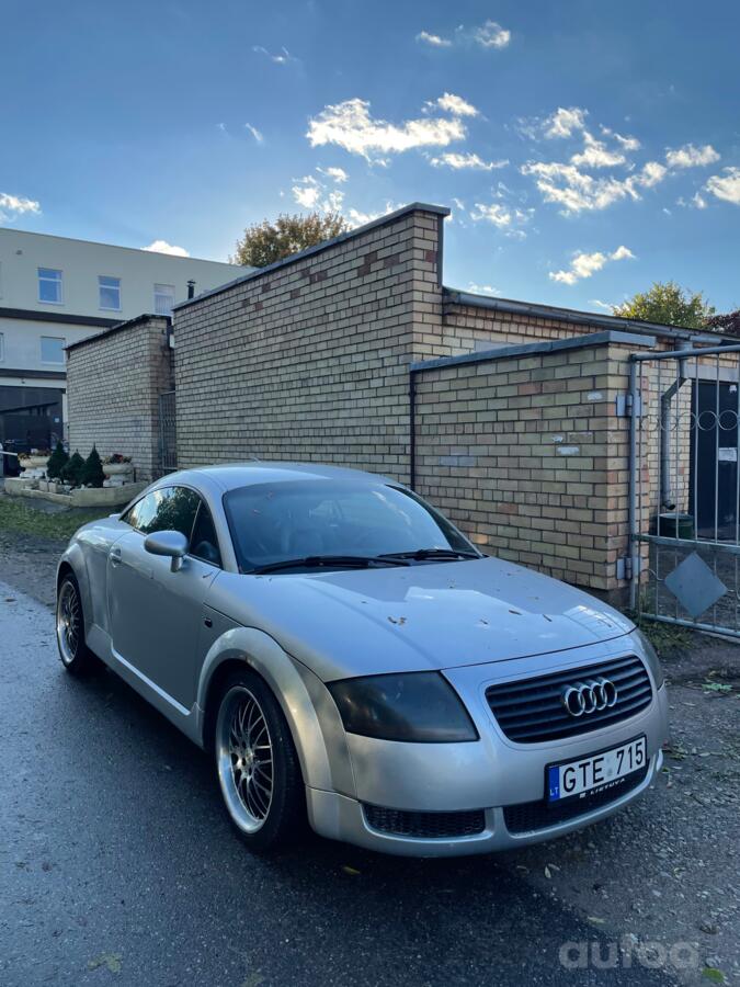 Audi TT 8N Coupe