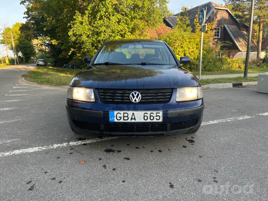 Volkswagen Passat B5 Sedan 4-doors