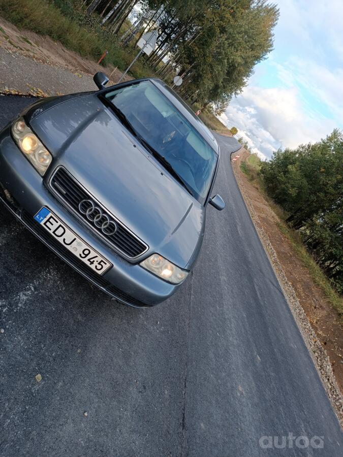 Audi A4 B5 Sedan