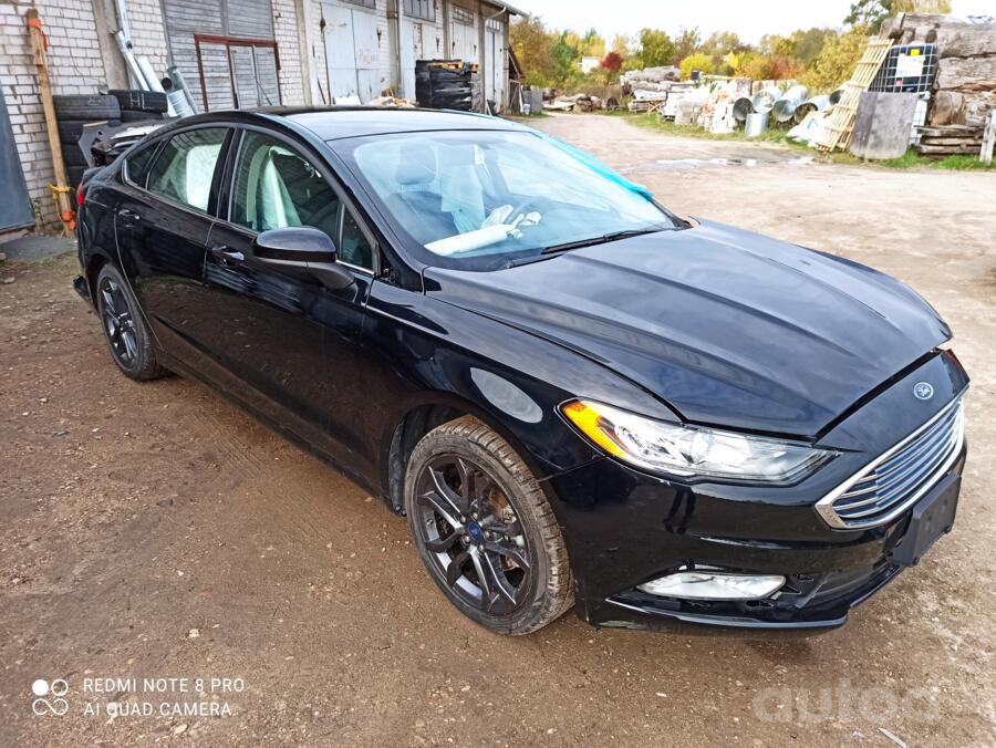 Ford Fusion (North America) 2 generation [restyling] Sedan