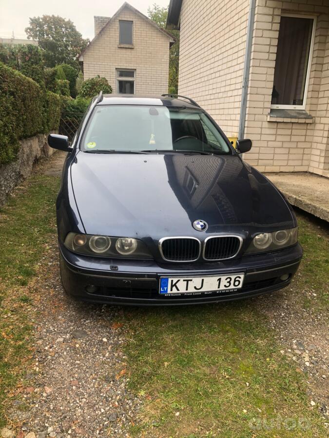 BMW 5 Series E39 Touring wagon