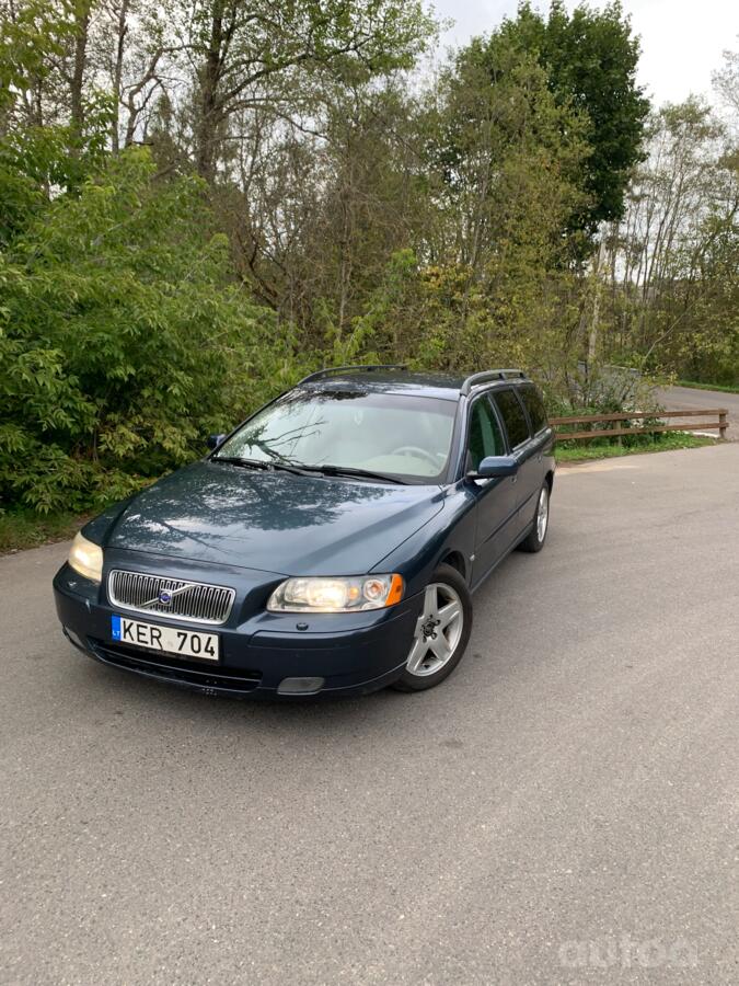 Volvo V70 2 generation [restyling] wagon 5-doors